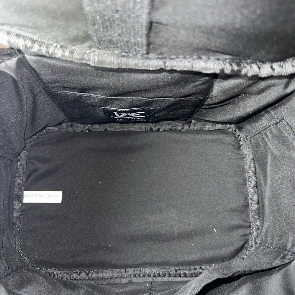 NEW Izak Cosmetic Case - Picture 6 of 9